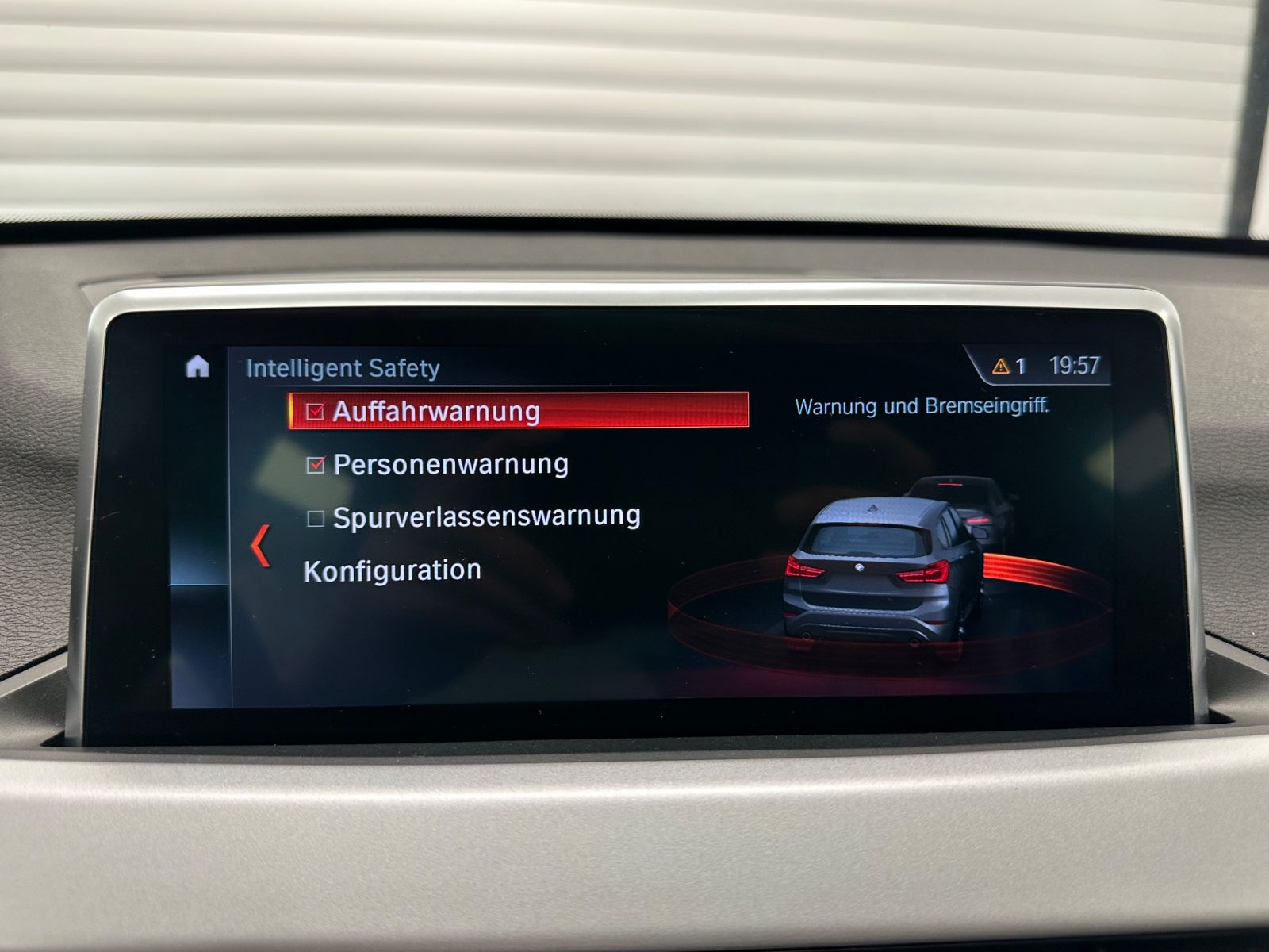 BMW X1 xDrive 25 e Hybrid - Samsaru's Car Outlet