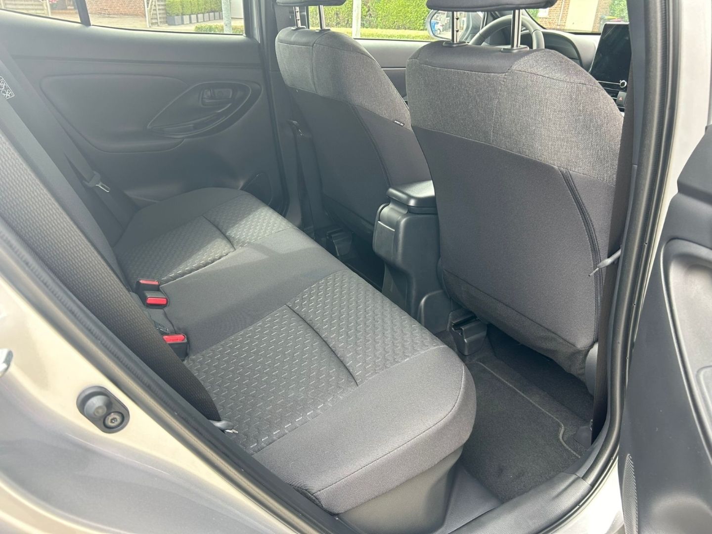 Toyota Yaris Cross Teamplayer 1.5l Hybrid Navi LED SHZ