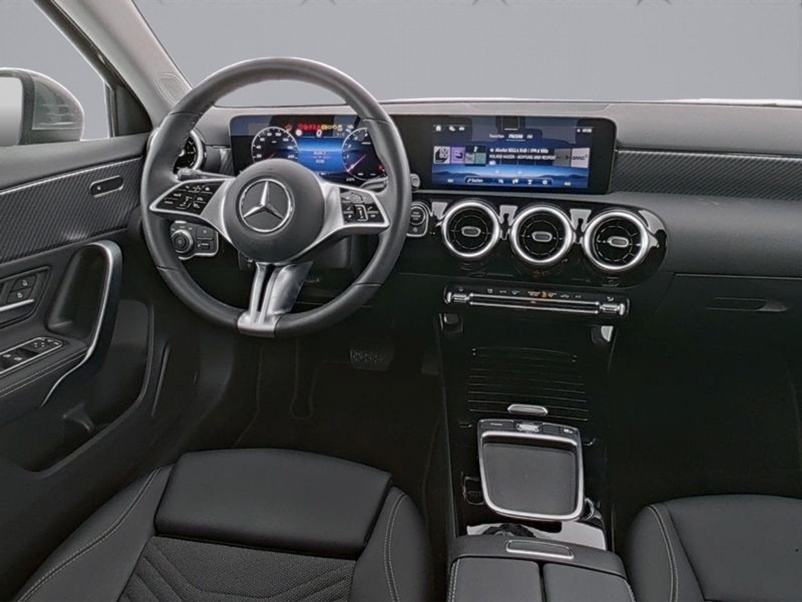 Mercedes-Benz A 180 PROGRESSIVE - Samsaru's Car Outlet
