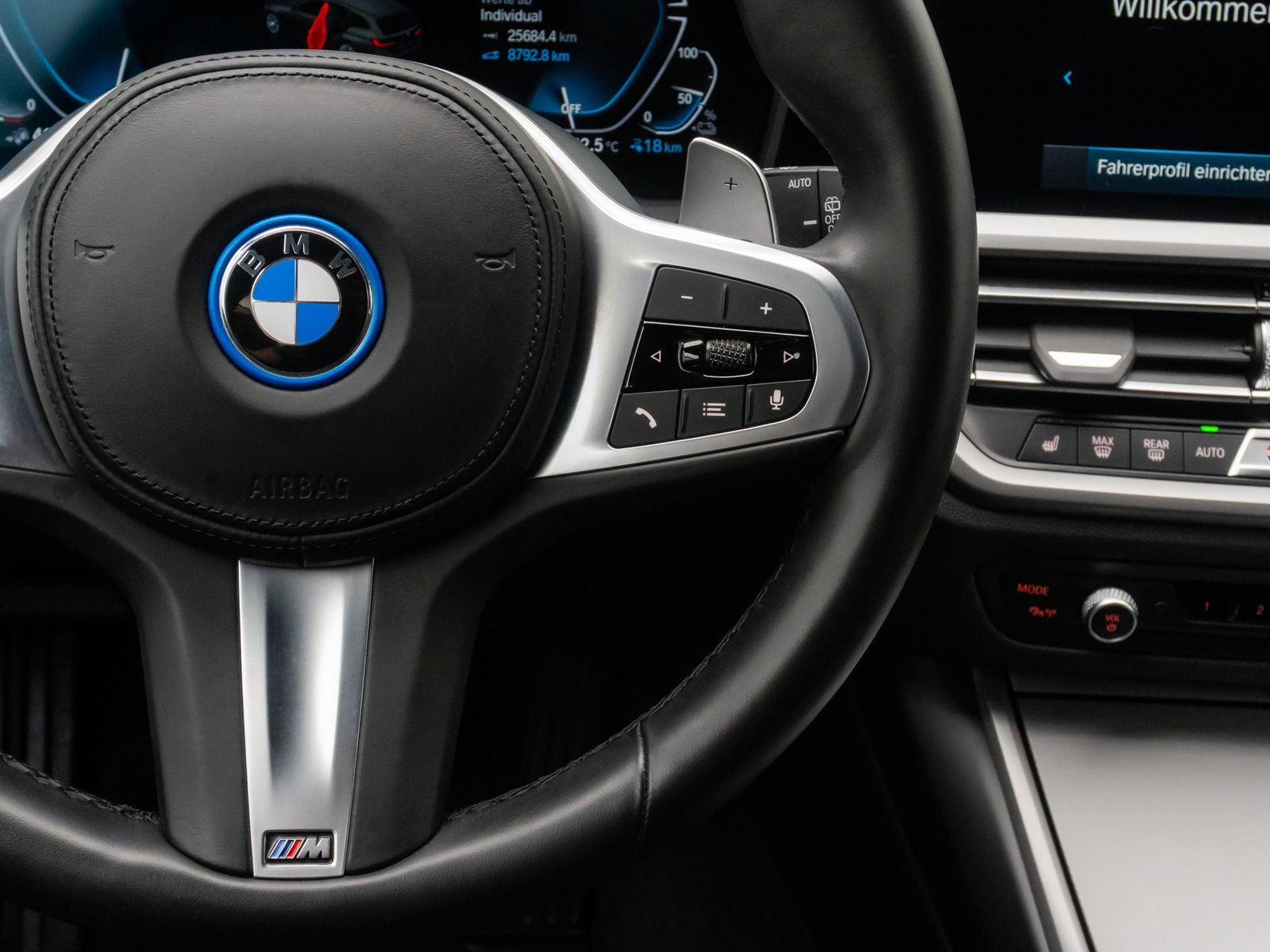 BMW 320e - Samsaru's Car Outlet