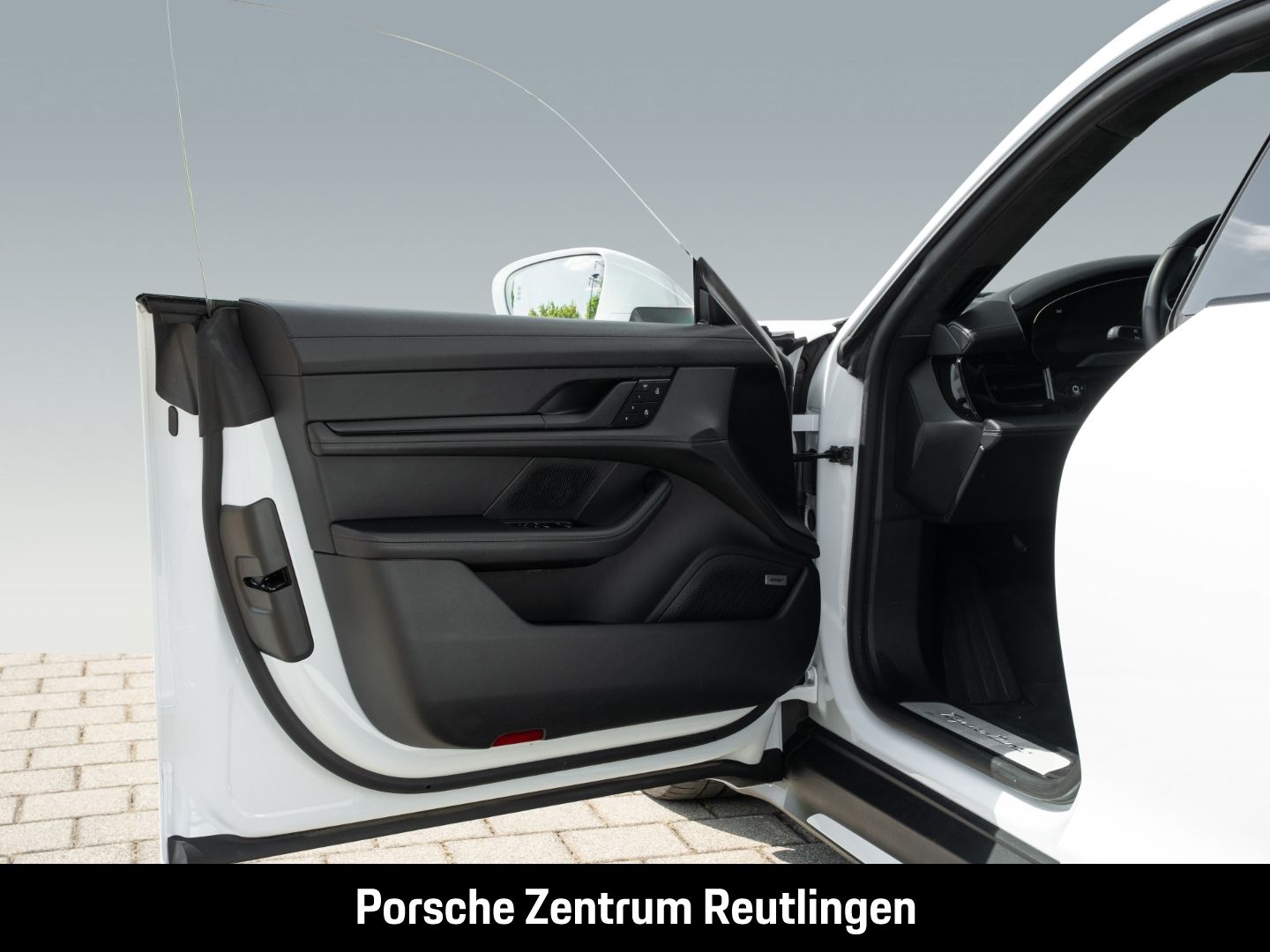 Porsche Taycan Turbo BOSE Panoramadach Surround-View LED