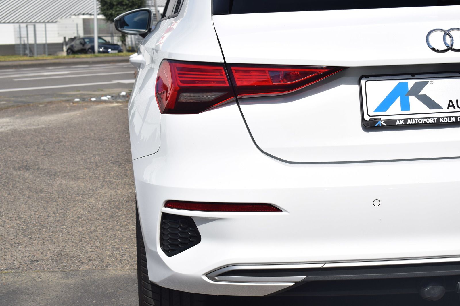 Audi A3 Sportback 30 TDI advanced Automatik/AHK