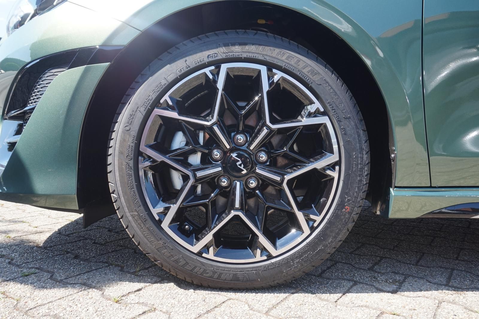 Kia Ceed 1.5 TGDI GT-LINE - Samsaru's Car Outlet
