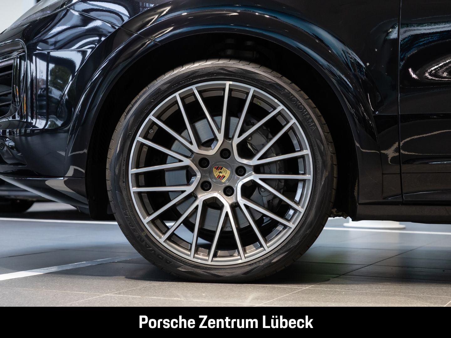 Porsche Cayenne S Coupe Hinterachslenkung Head-Up
