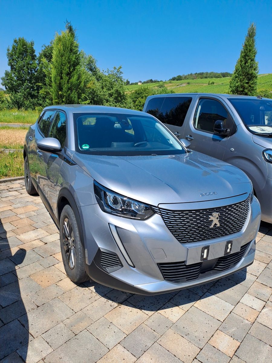 Peugeot e-2008 Activepack - Samsaru's Car Outlet
