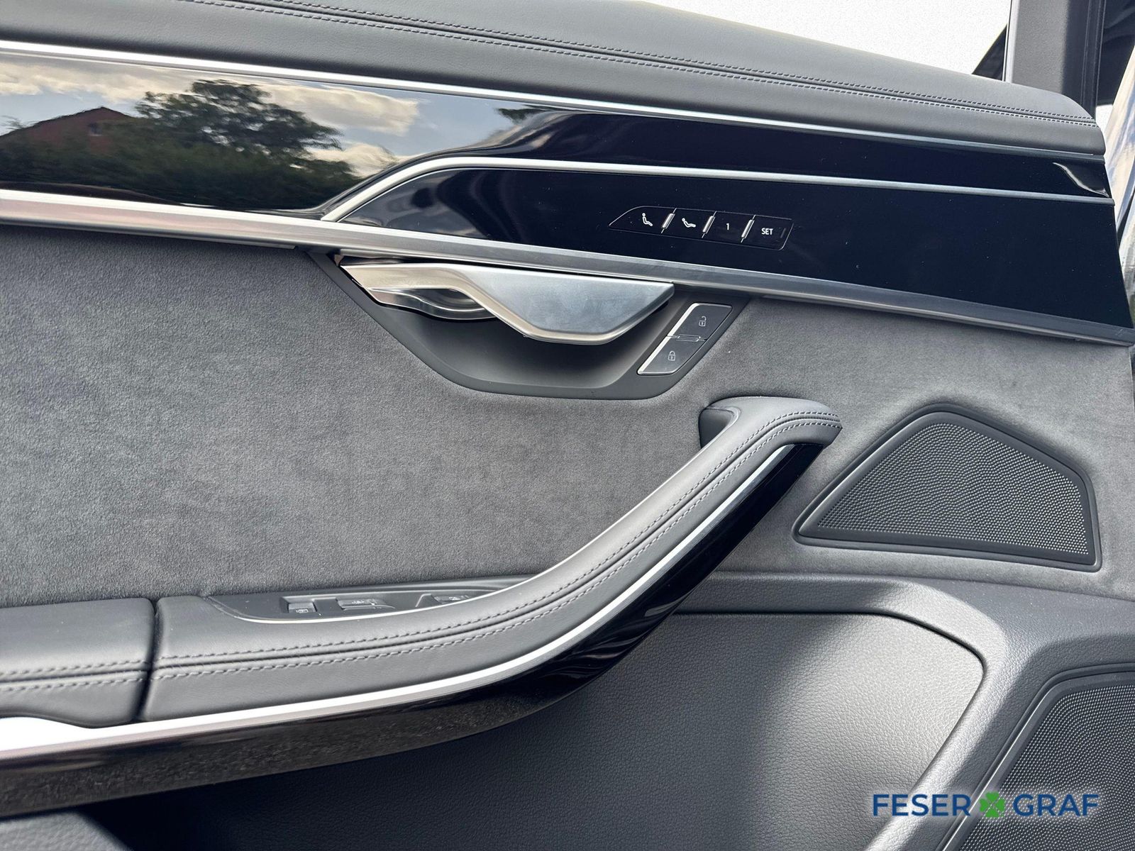 Audi A8 Lang 50 TDI qu. S-LINE - Samsaru's Car Outlet