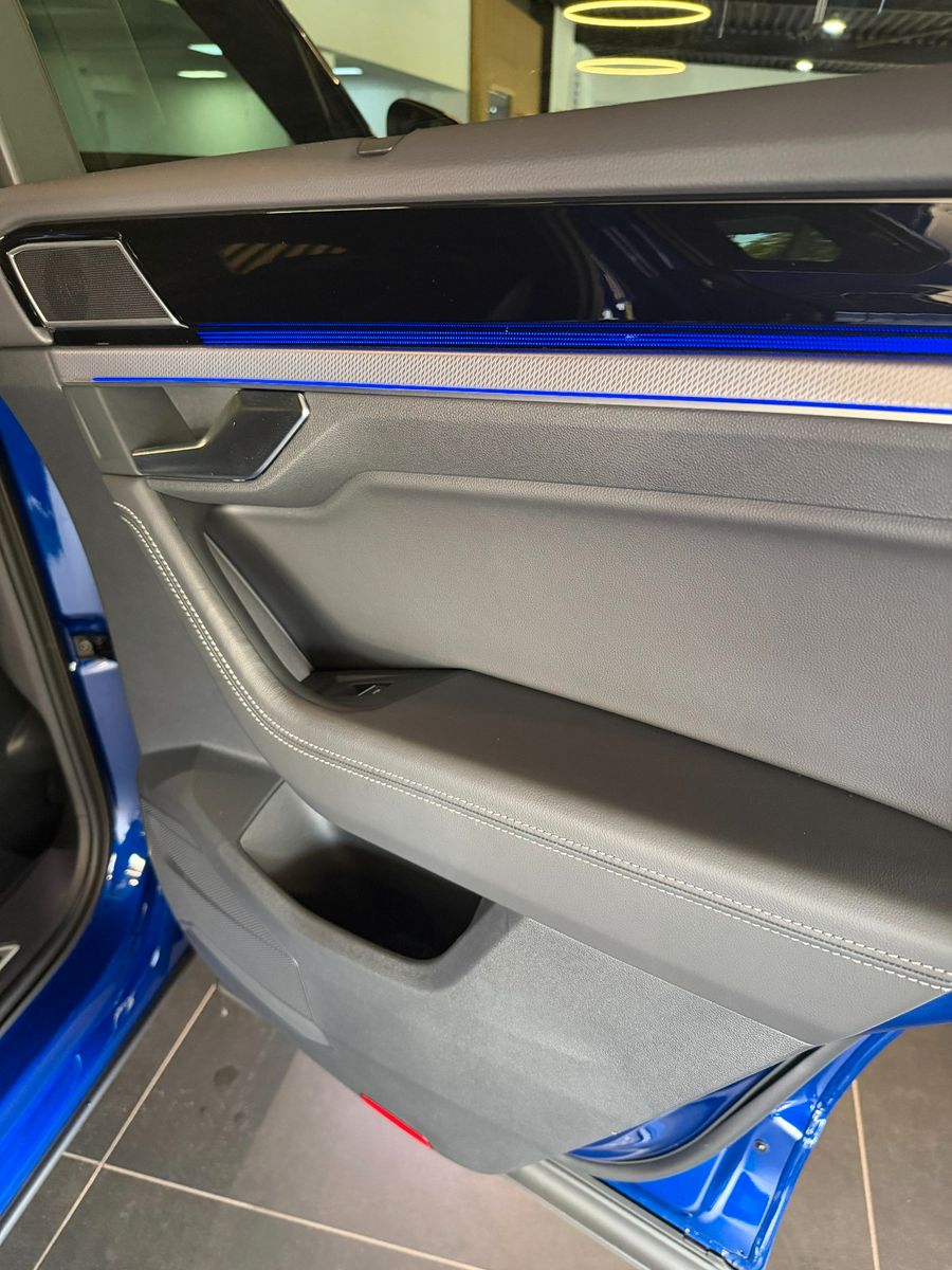 Volkswagen Touareg R-Line 4Motion*GARANTIE*ALLWETTER*VOLL*