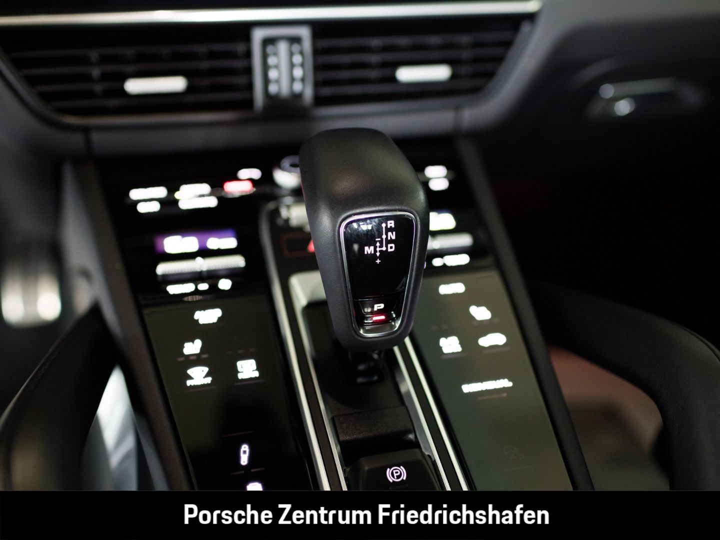 Porsche Cayenne Turbo S E-Hybrid BOSE Sportabgasanlage A