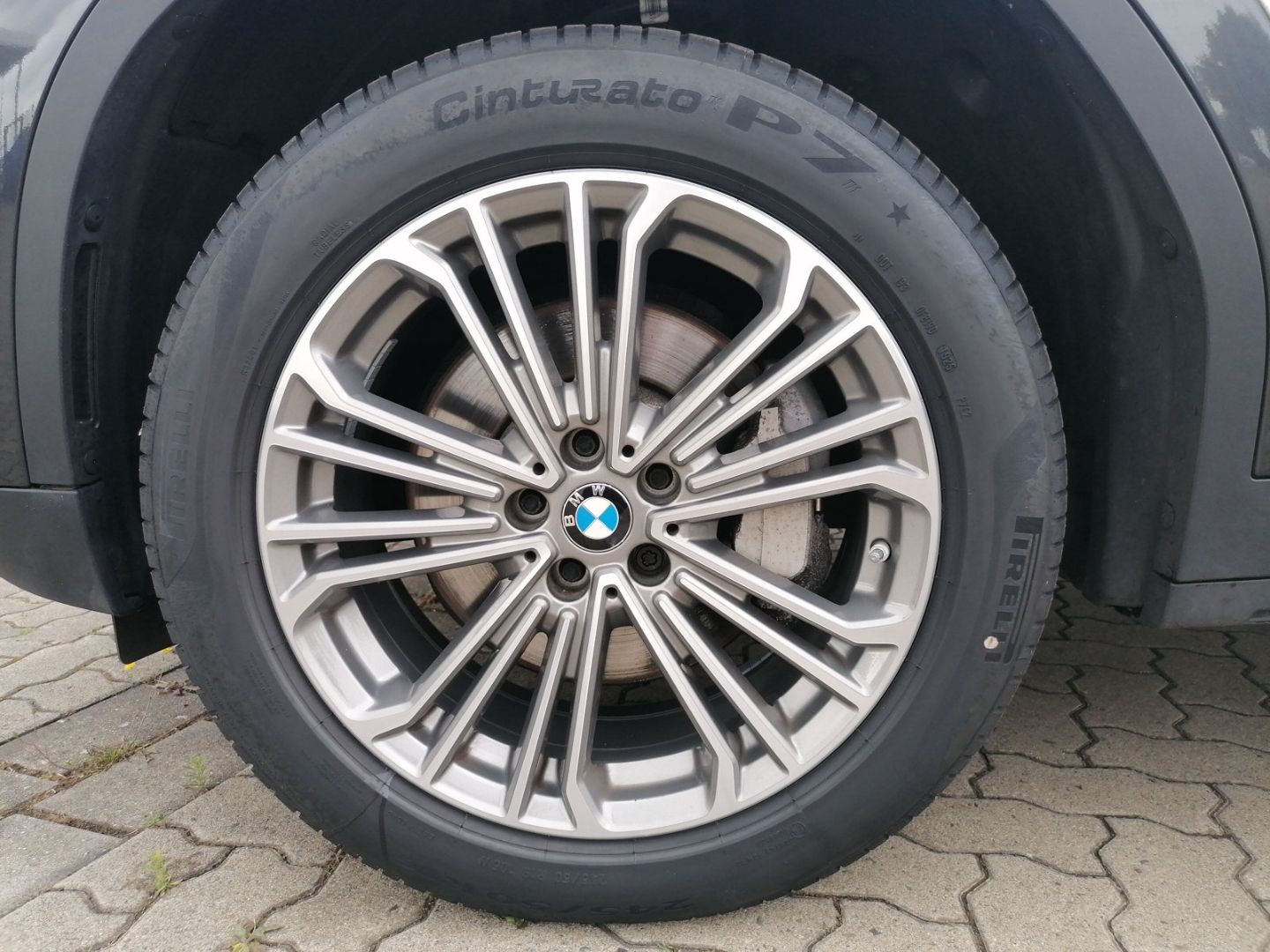 BMW X3 xDrive30i - Samsaru's Car Outlet