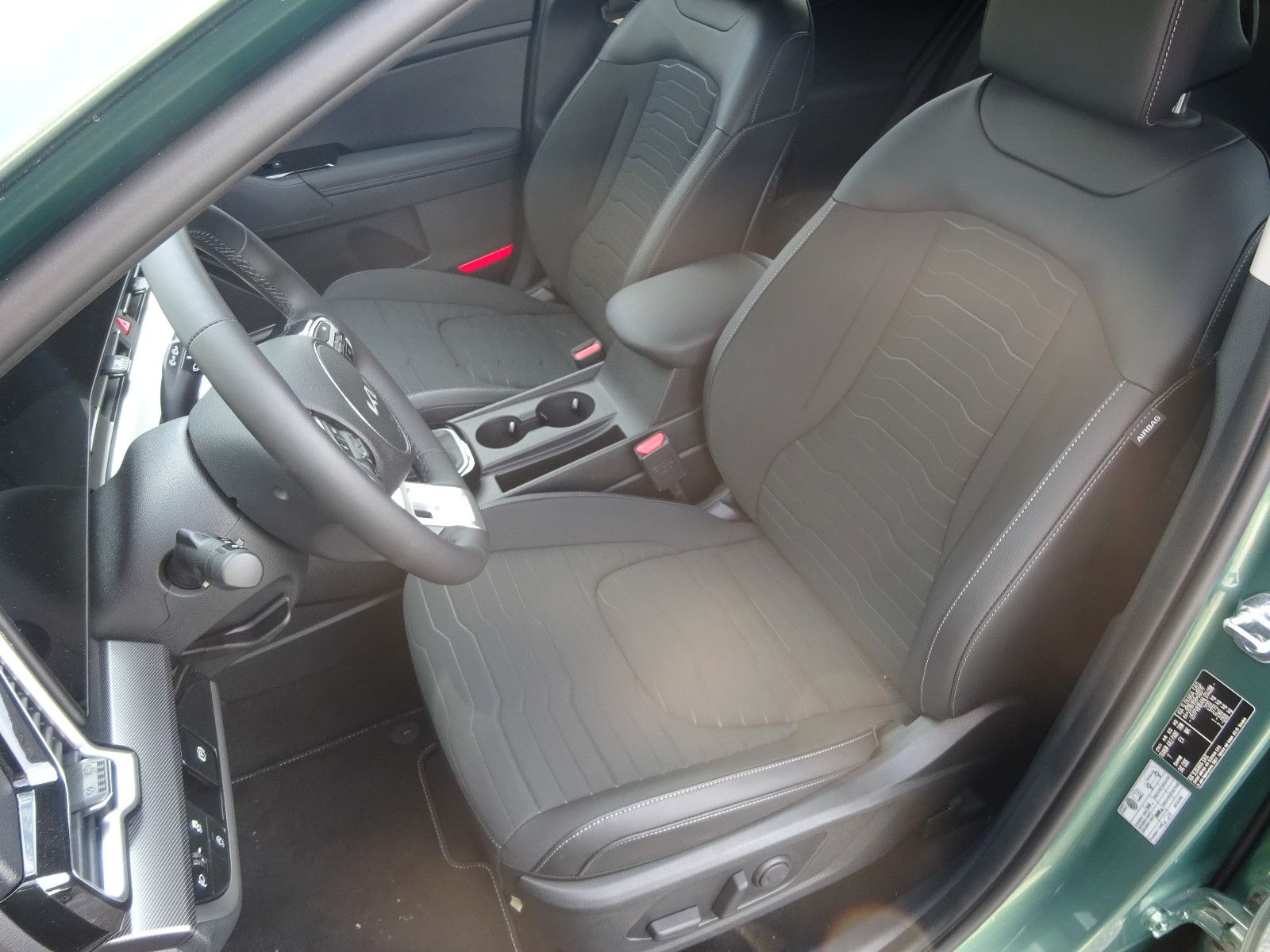 Kia Sportage - Samsaru's Car Outlet