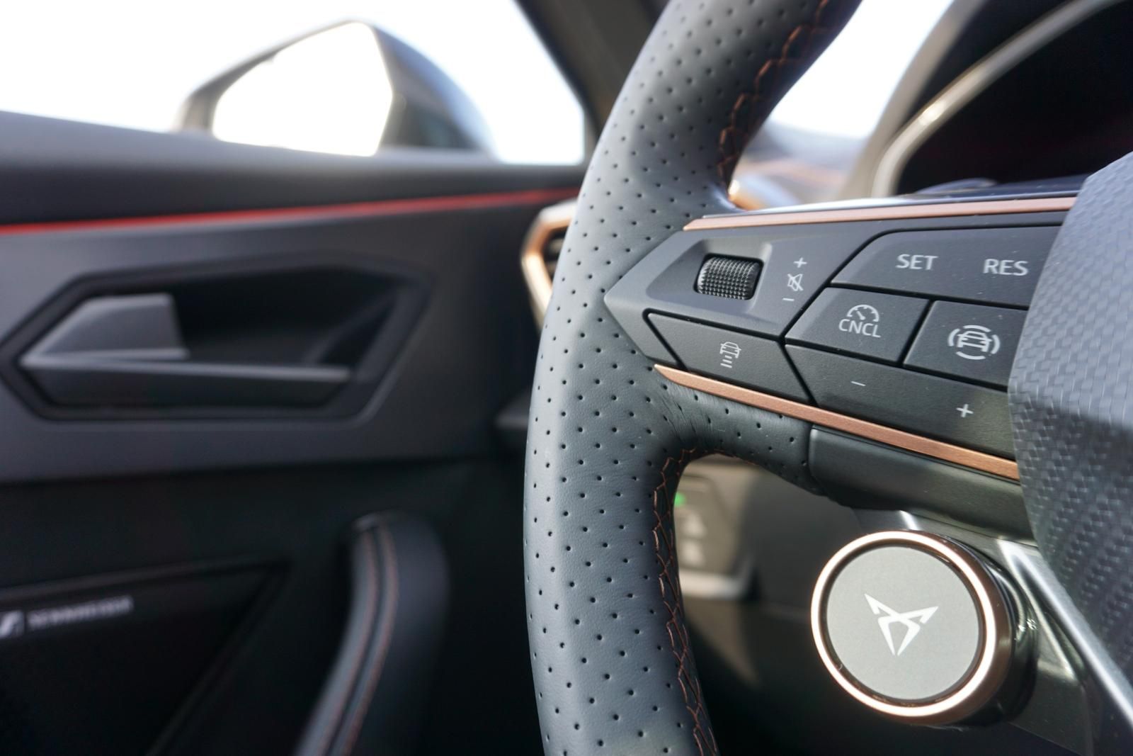Cupra Formentor VZ 1.5 E-HYB. DSG - Samsaru's Car Outlet