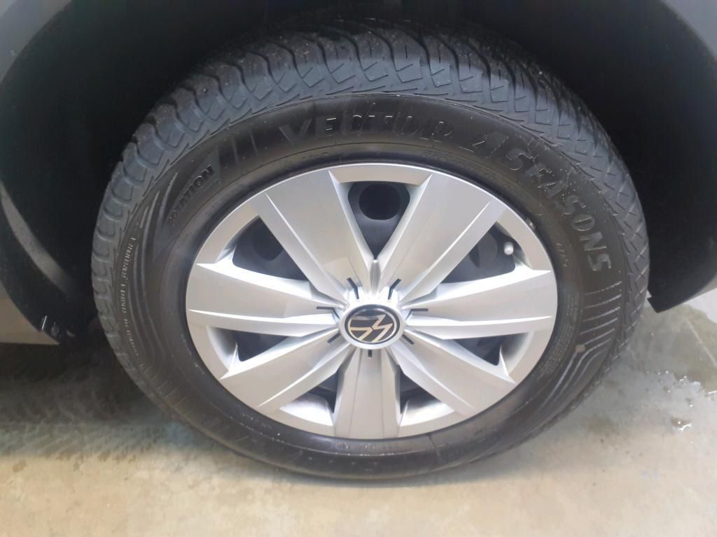 Volkswagen T-Roc 1.0 TSI - Samsaru's Car Outlet