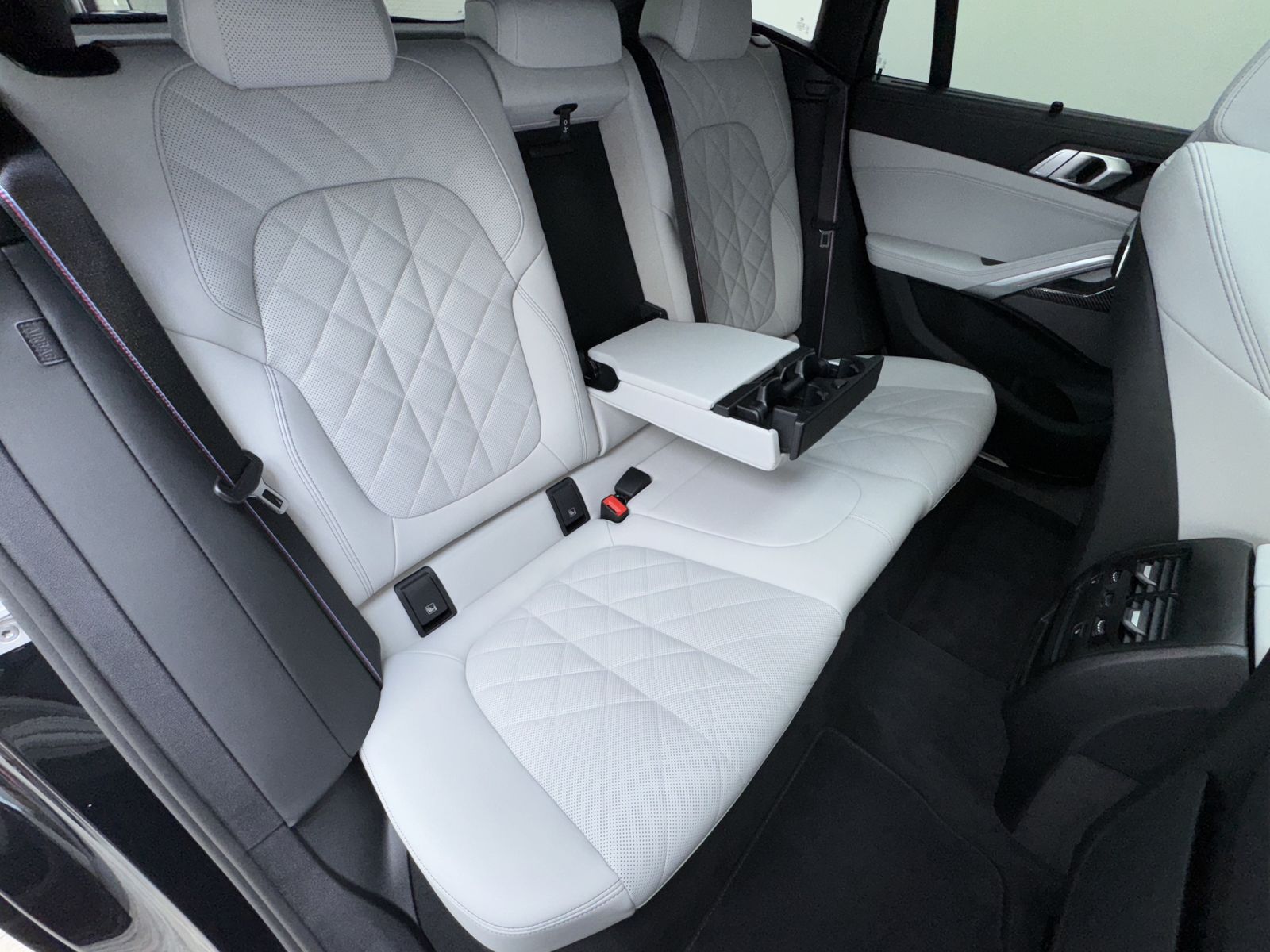 BMW X6 xDrive30d M Sport Pro - Samsaru's Car Outlet