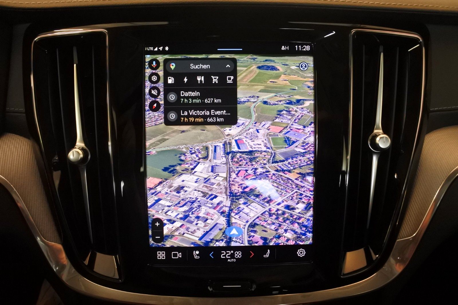 Volvo S60 T8 Ultimate Dark Recharge Plug-In Hybrid AWD