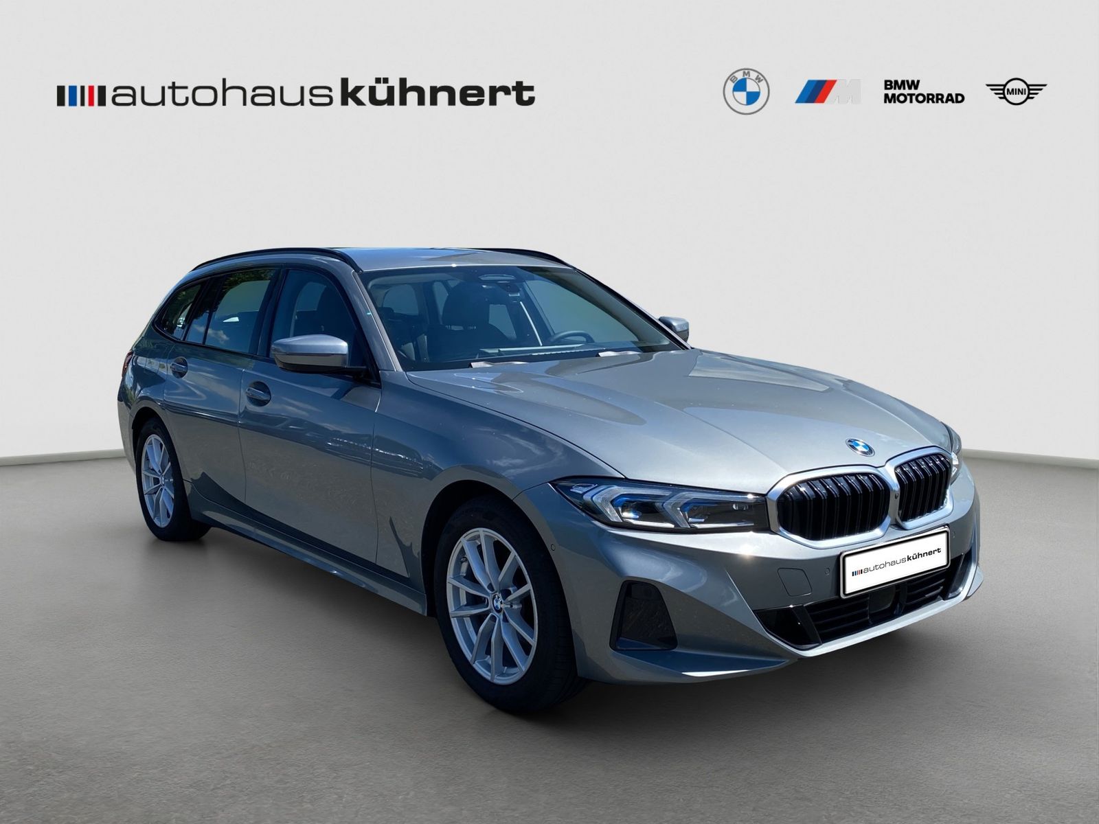 BMW 318i Touring ACC LED SpurAss AHK HiFi Navi ParkA