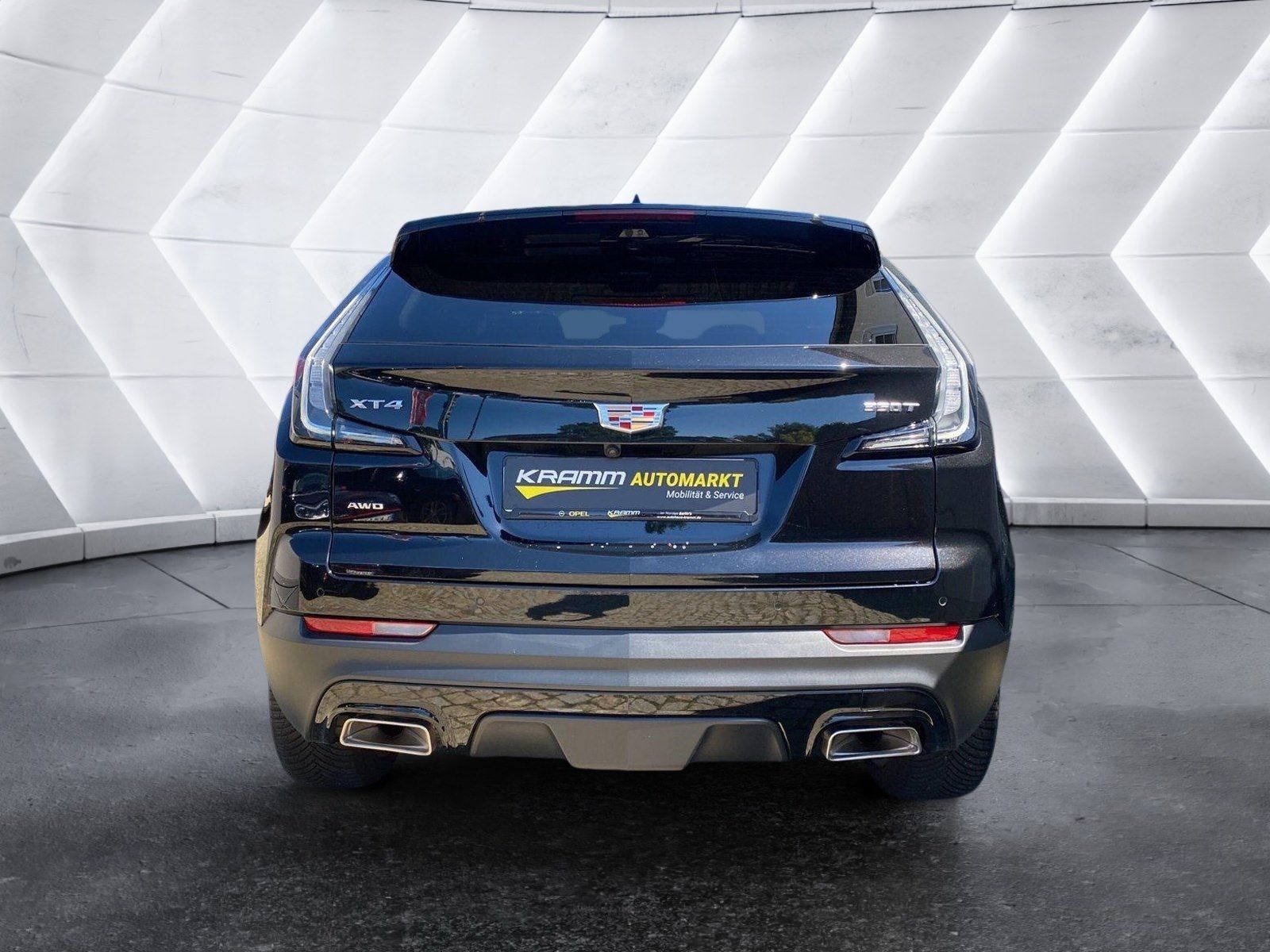Cadillac XT4 2.0 T Sport AWD AHK+360 Kamera+Navi