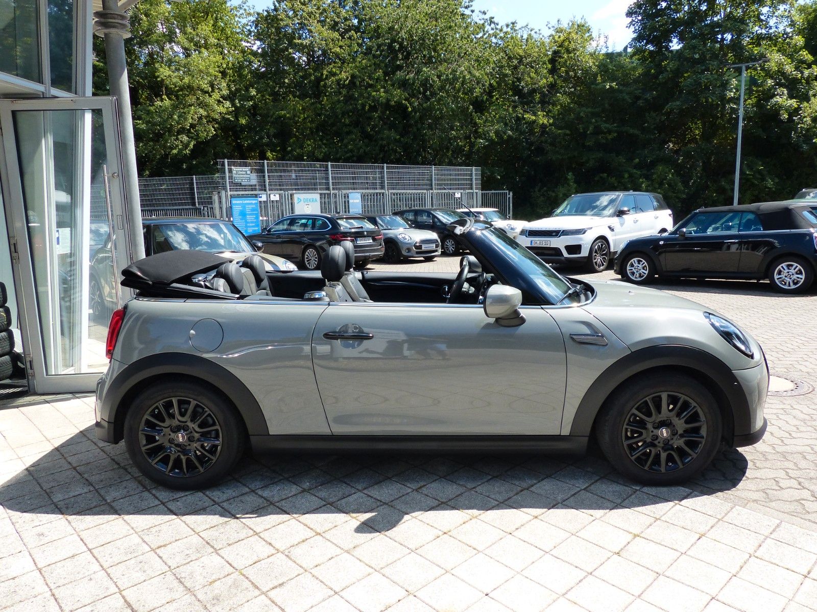 MINI One Cabrio Classic - Samsaru's Car Outlet