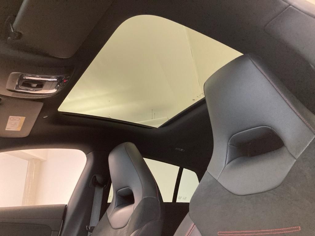 Mercedes-Benz CLA 250 4M AMG-Line - Samsaru's Car Outlet