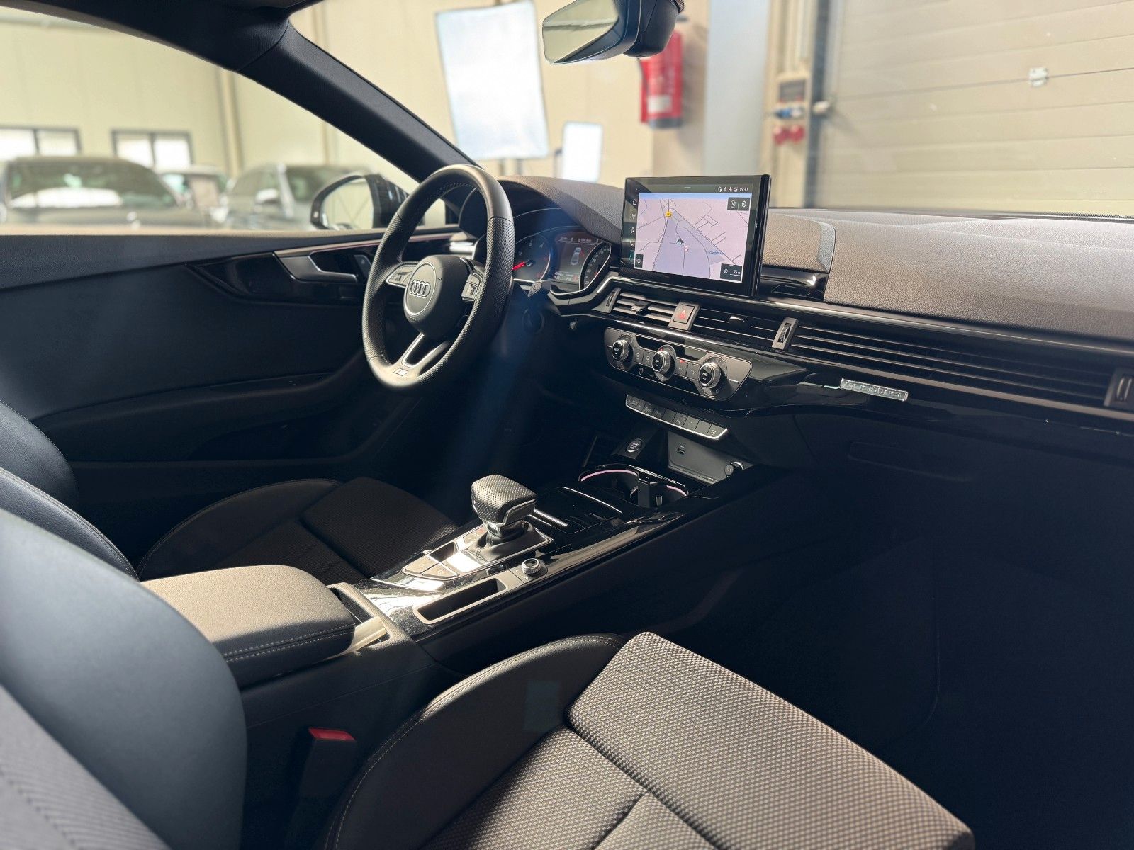 Audi A5 Coupe 40 TDI quattro S line-KAMERA-8XBEREIFT