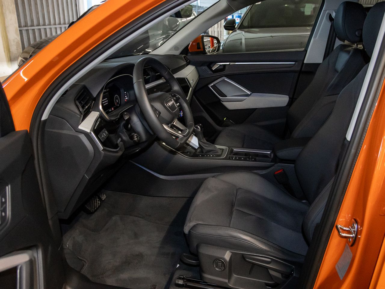 Audi Q3 advanced 40 TFSI quattro S tronic - Samsaru's Car Outlet