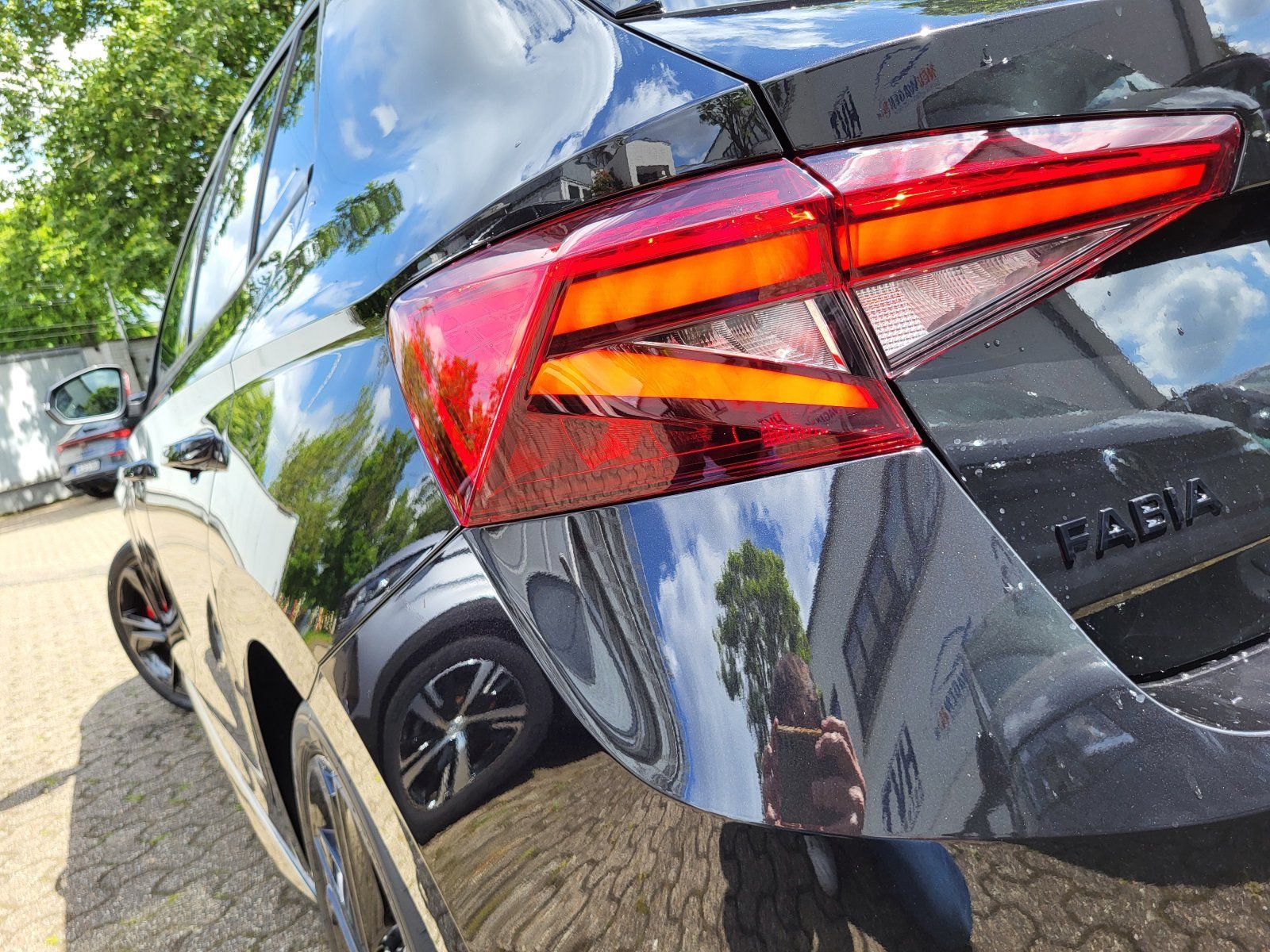 Skoda Fabia 1.5 TSI 130KW DSG 130 EDITION ACC|TOTWINKE