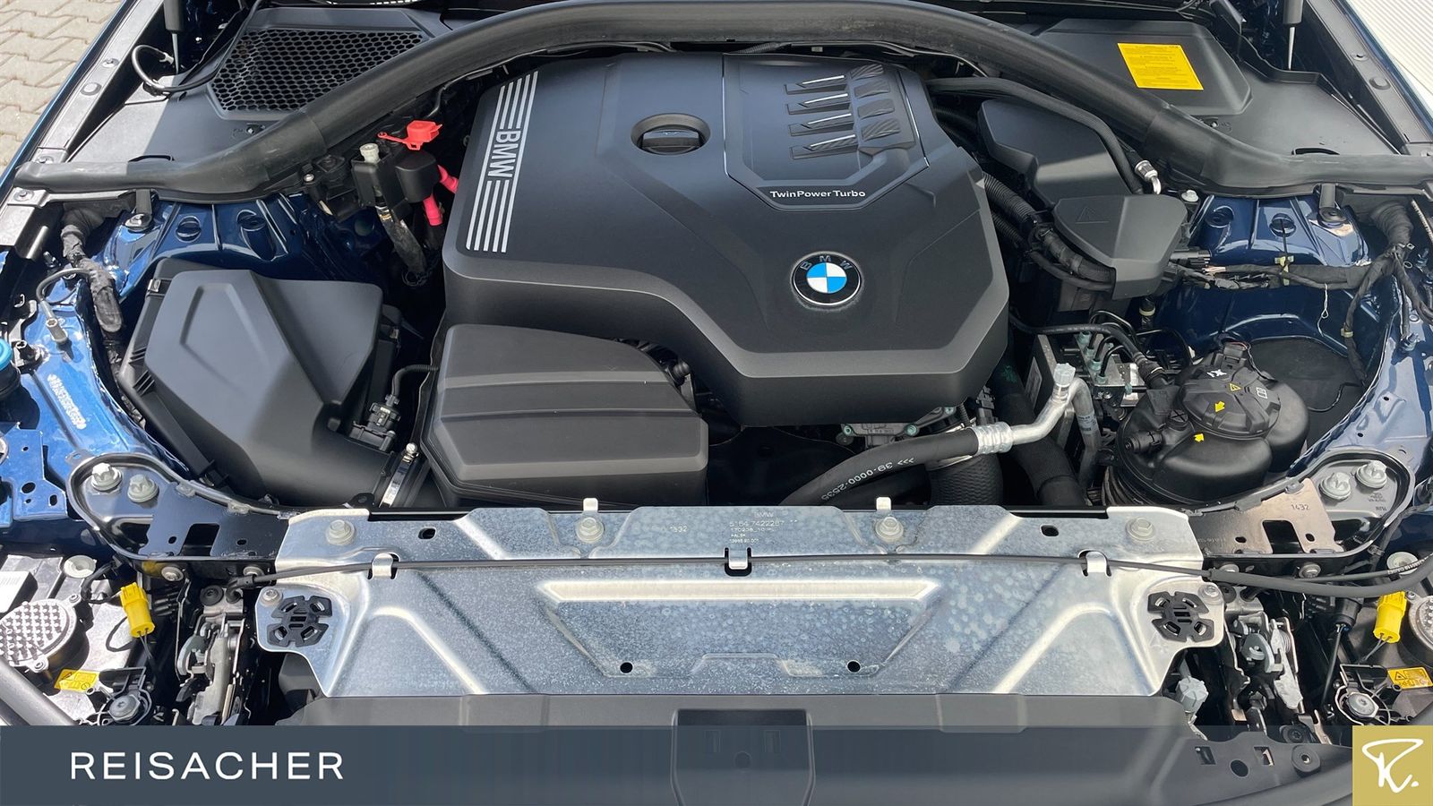 BMW 320i A Lim Sport Line - Samsaru's Car Outlet