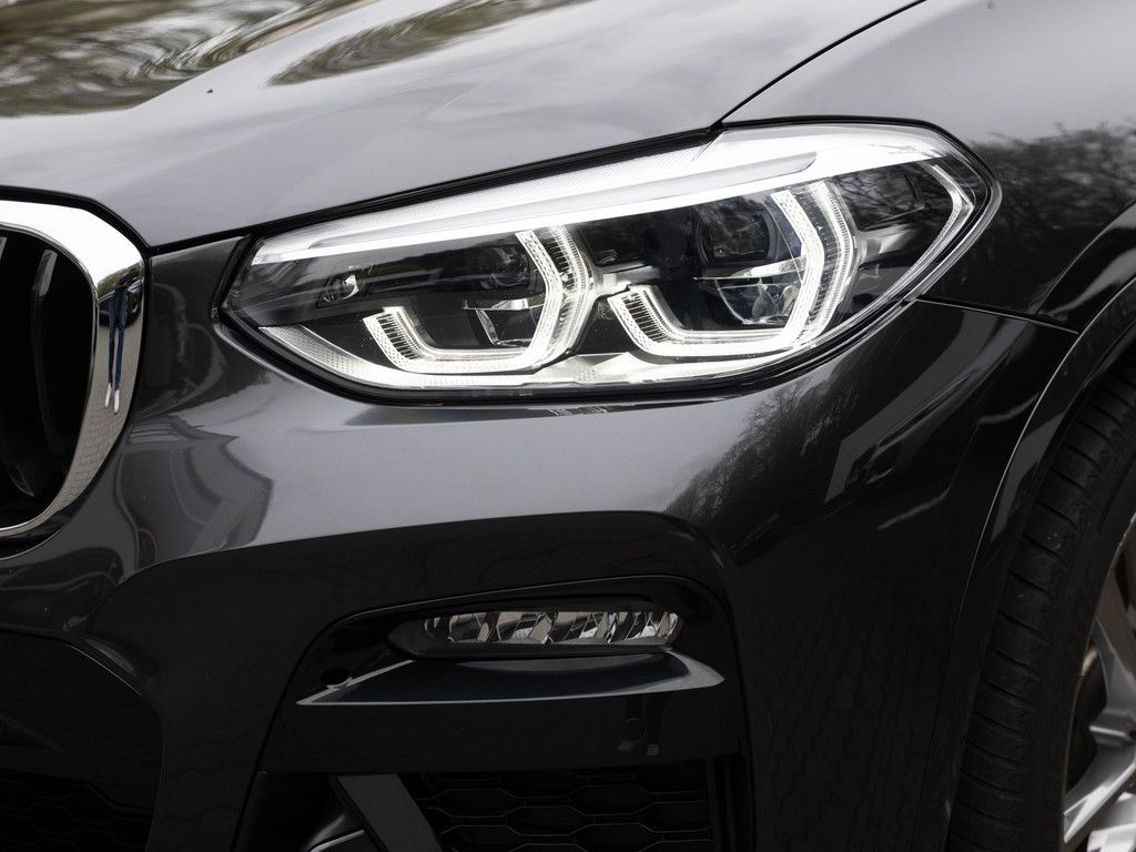 BMW X3 xDrive 30e M-Sportpaket - Samsaru's Car Outlet