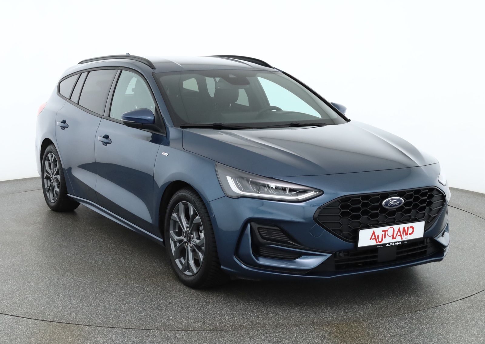Ford Focus Turnier 1.0 EB ST-Line X LED Navi ACC AHK