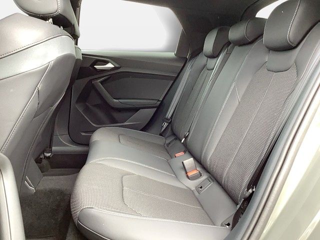 Audi A1 Sportback 40TFSI S-line LED Scheinwerfer, Nav