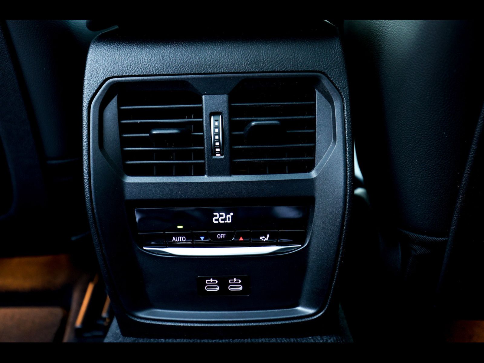 BMW 330 i Touring xDrive M Sport Shadow - Samsaru's Car Outlet