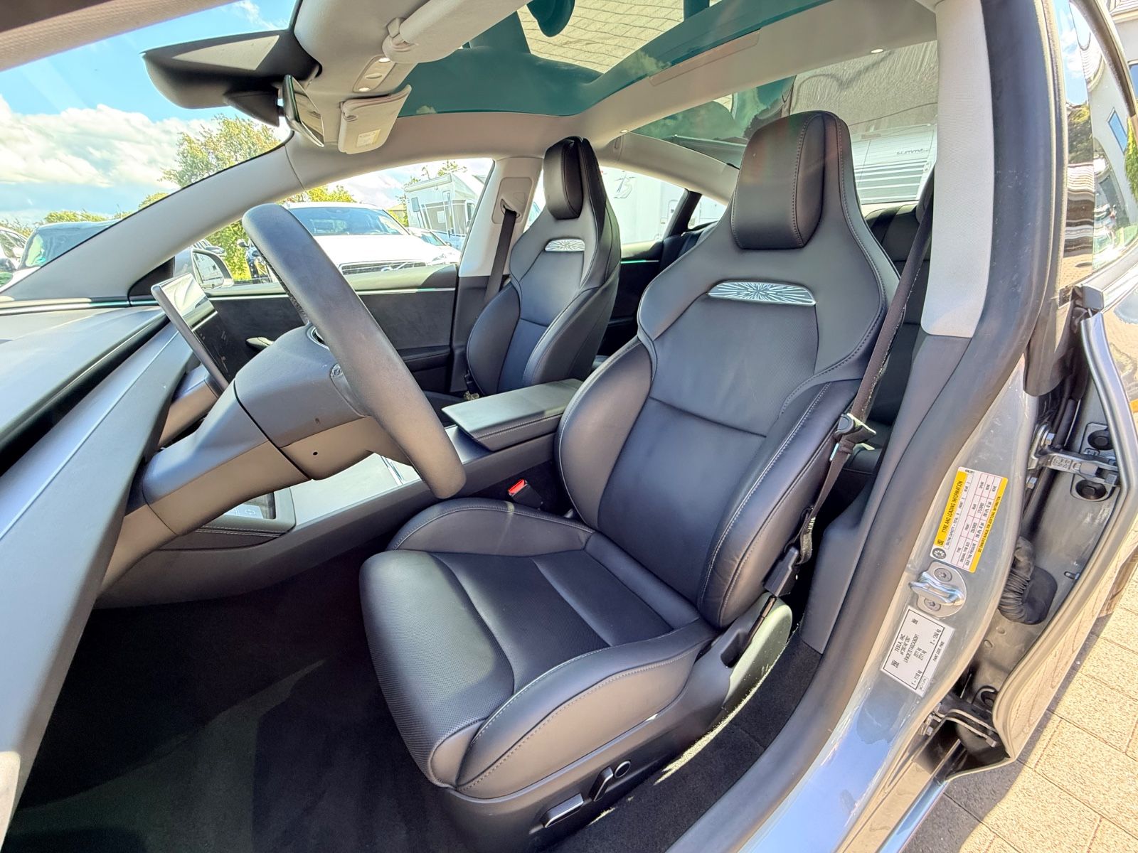Tesla Model 3 Performance Highland 2025 | Quichsilber