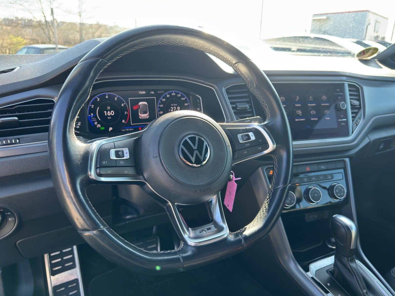 Volkswagen T-Roc R-Line 1.5 TSI DSG - Samsaru's Car Outlet