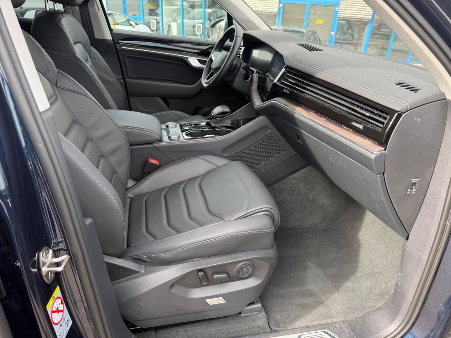 Volkswagen Touareg 3.0 TDI 4M Elegance LEDER LUFT AHK R.CAM