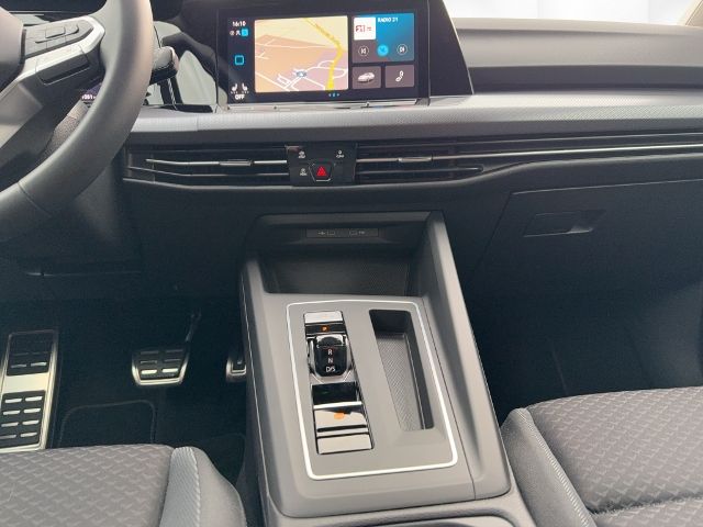Volkswagen Golf VIII Variant 1.0TSI LIFE - Samsaru's Car Outlet