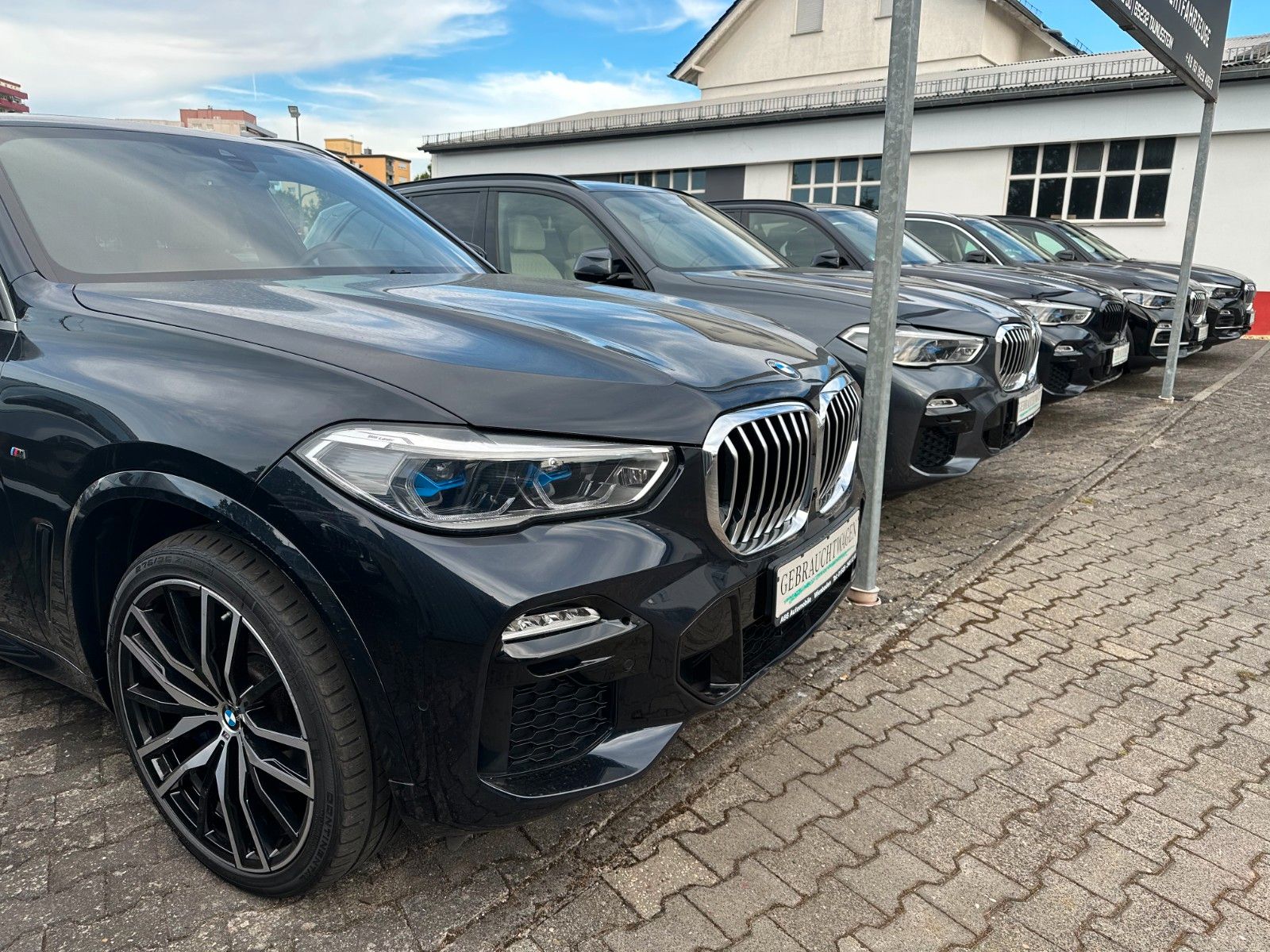 Mercedes-Benz GLC 63 AMG 4M - Samsaru's Car Outlet