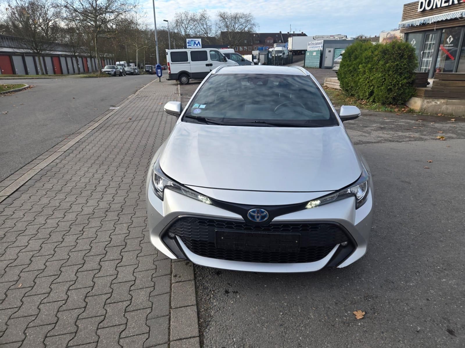 Toyota Corolla 1.8 Hydrid 1.Hand/Kamera/SHZ/NAVI/PDC...