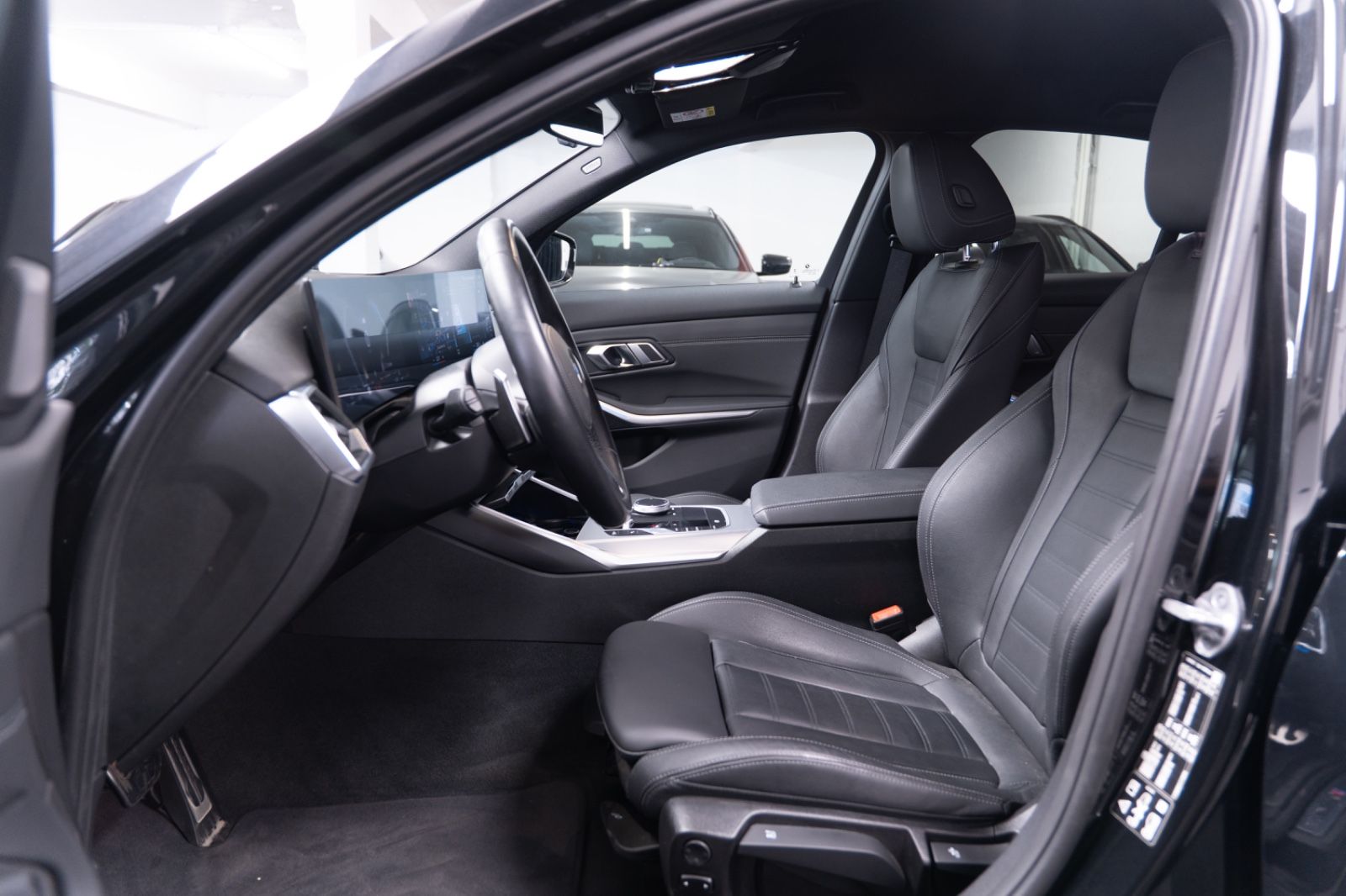 BMW 320d xDrive M-Sport - Samsaru's Car Outlet