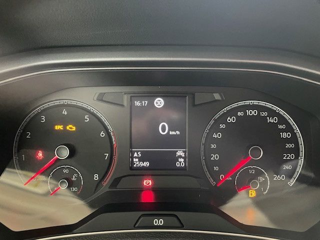 Volkswagen T-ROC Active - Samsaru's Car Outlet