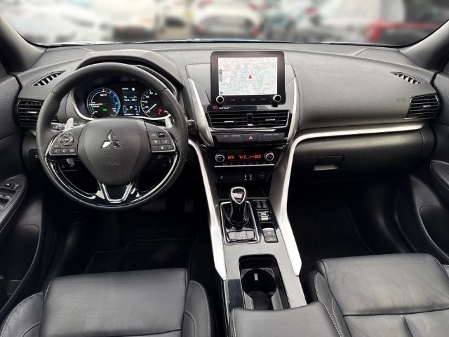 Mitsubishi Eclipse Cross TOP PHEV 4WD Glasdach HUD StandHZG