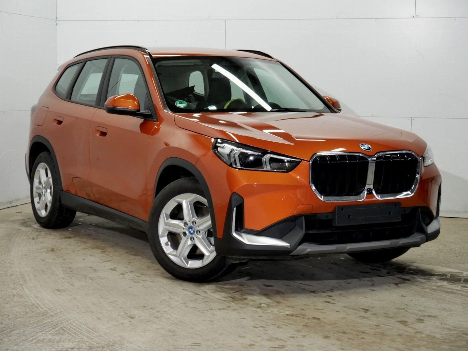 BMW X1 xDrive 25e Sport - Samsaru's Car Outlet