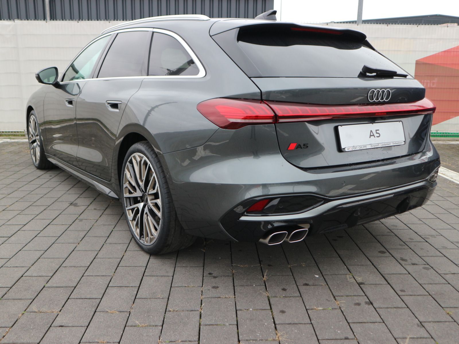 Audi A5 Avant TDI quattro 150 kW S tronic S line*AHK*