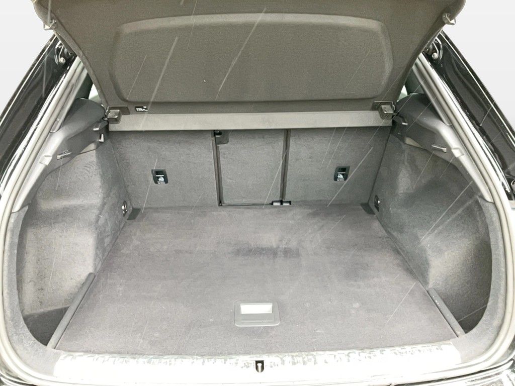 Audi Q3 35 TDI quattro S tronic - Samsaru's Car Outlet