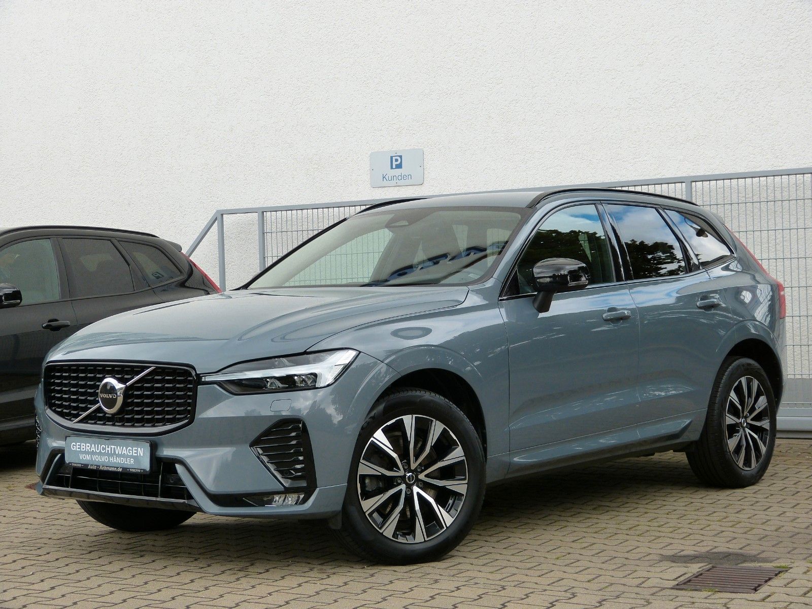 Volvo XC60 B4 Plus Dark AWD StdHz*ACC*AHK