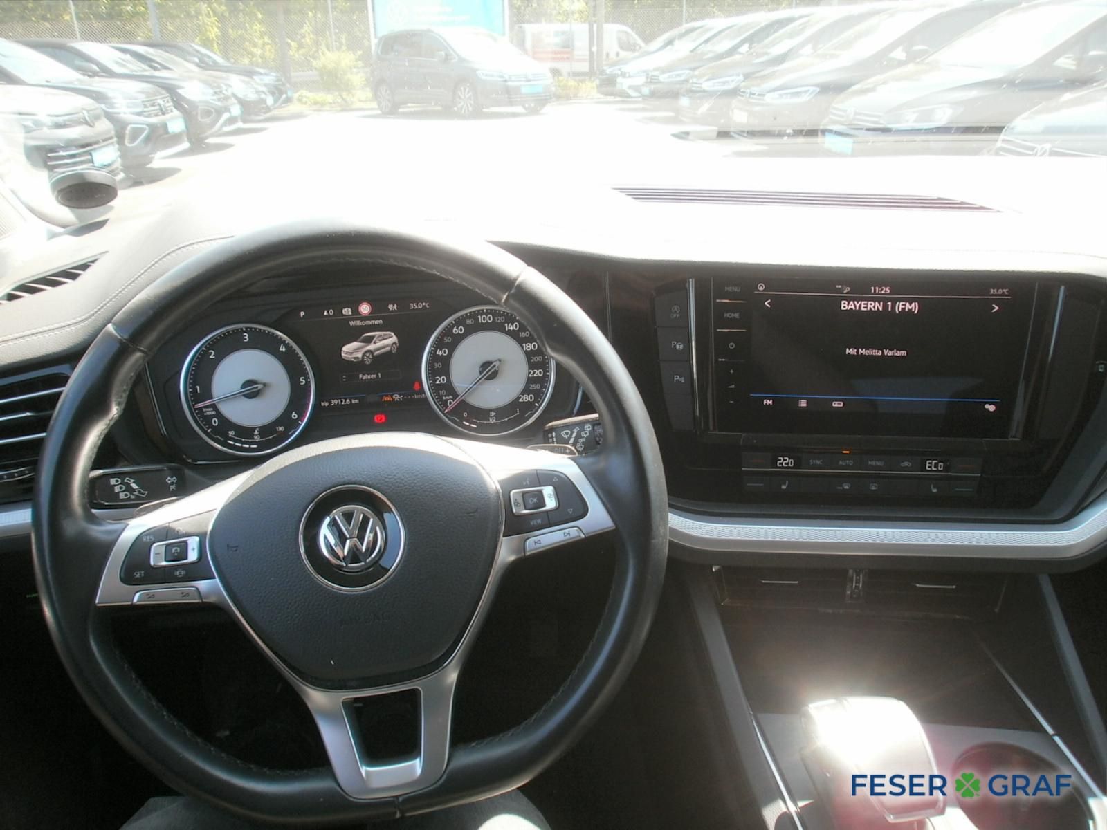Volkswagen Touareg 3.0 TDI 4x4 R - Samsaru's Car Outlet