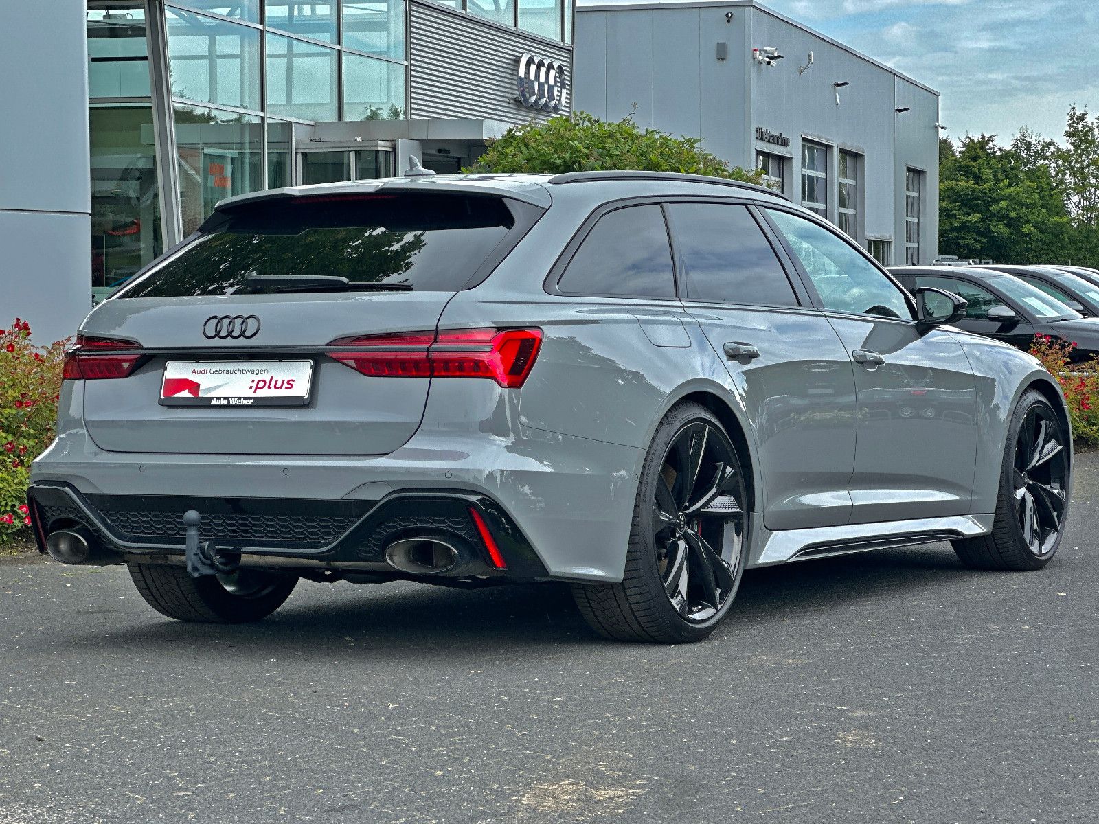 Audi RS6 Avant BLACK PANO HUD NIGHT STHZG B&O 280km/h