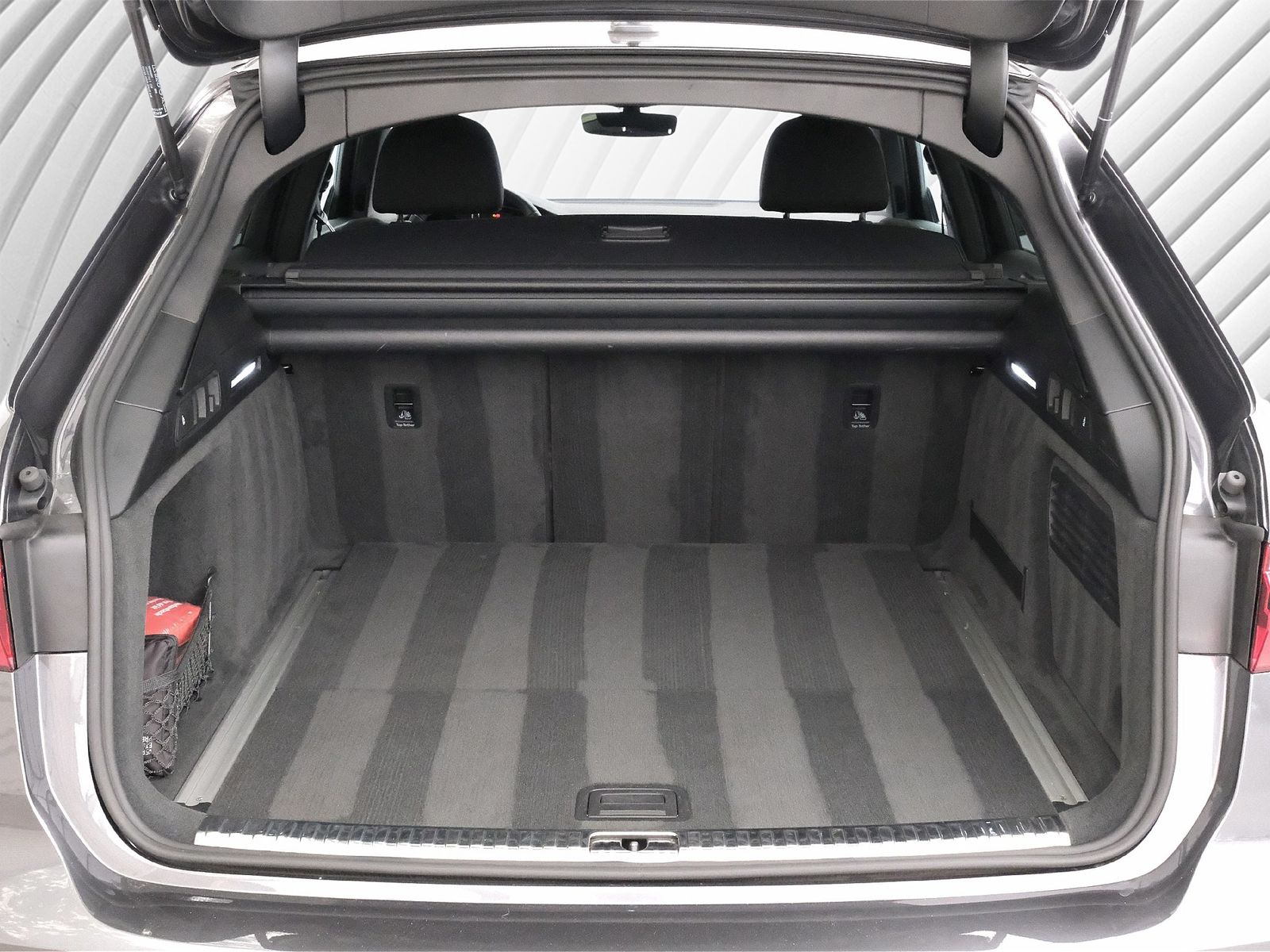 Audi A6 Avant 40 TDI quattro sport - Samsaru's Car Outlet