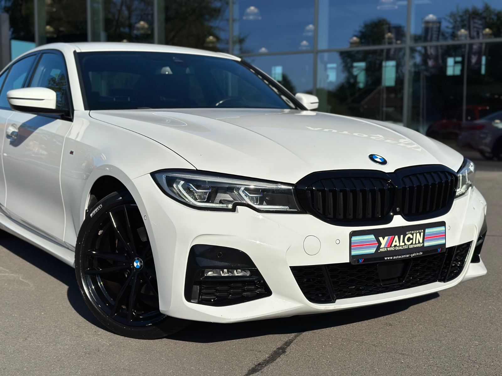 BMW 320d M Sport - Samsaru's Car Outlet