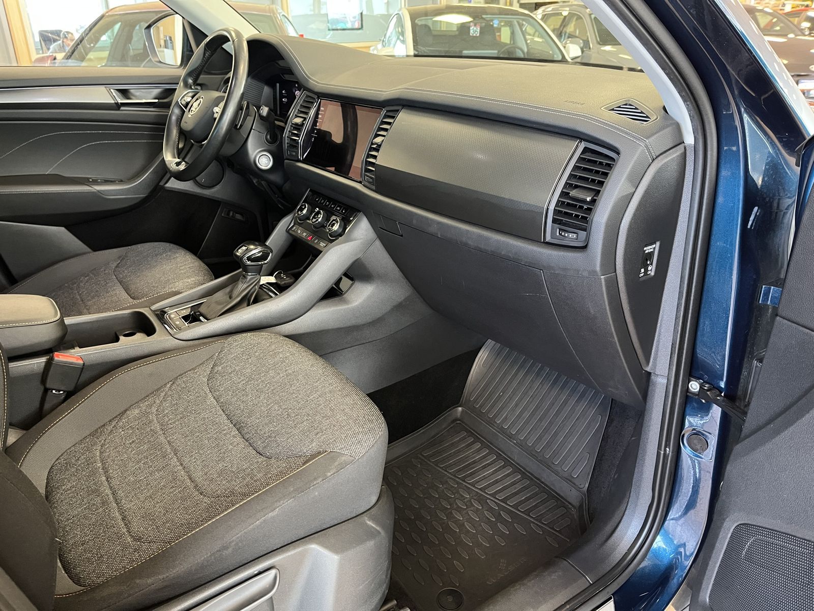 Skoda Kodiaq Clever*4x4*AHK*ACC*Pano*360*Ambiente*navi