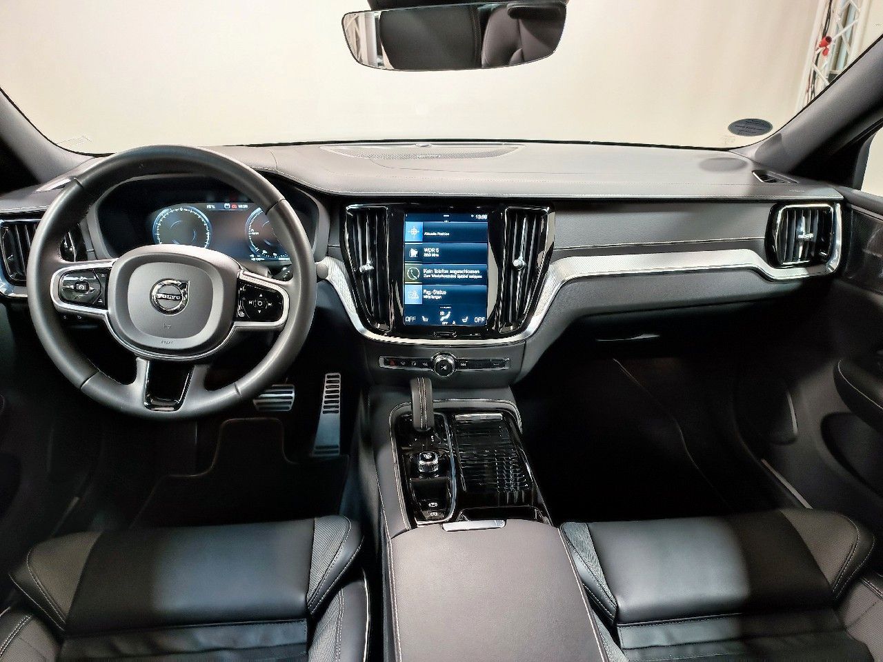 Volvo S60 T8 Lim. R Design Recharge Plug-In Hybrid AWD
