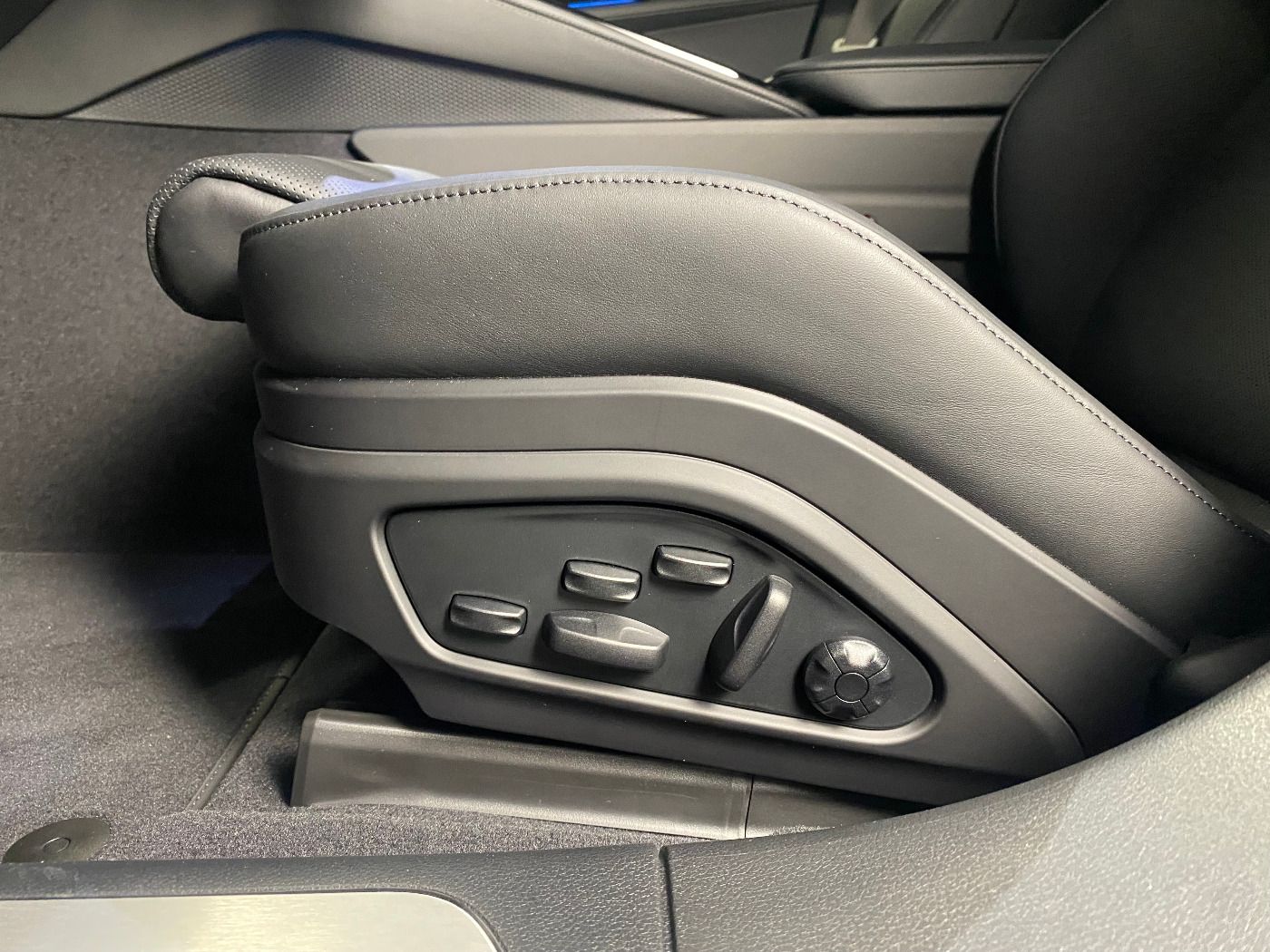 Porsche Panamera 4 | SportDesign Paket | Surround View |